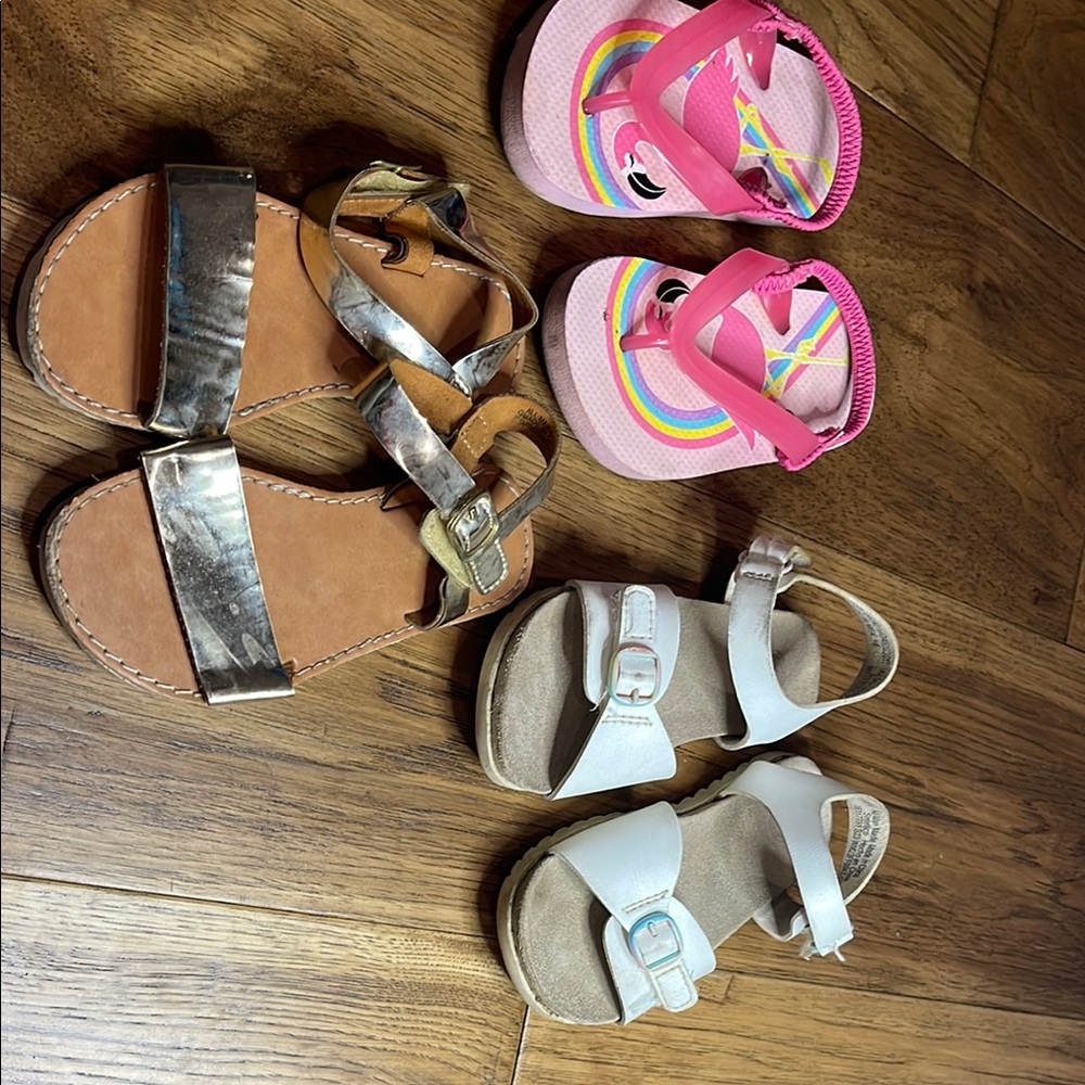 Silver and White Kids Sandals Set